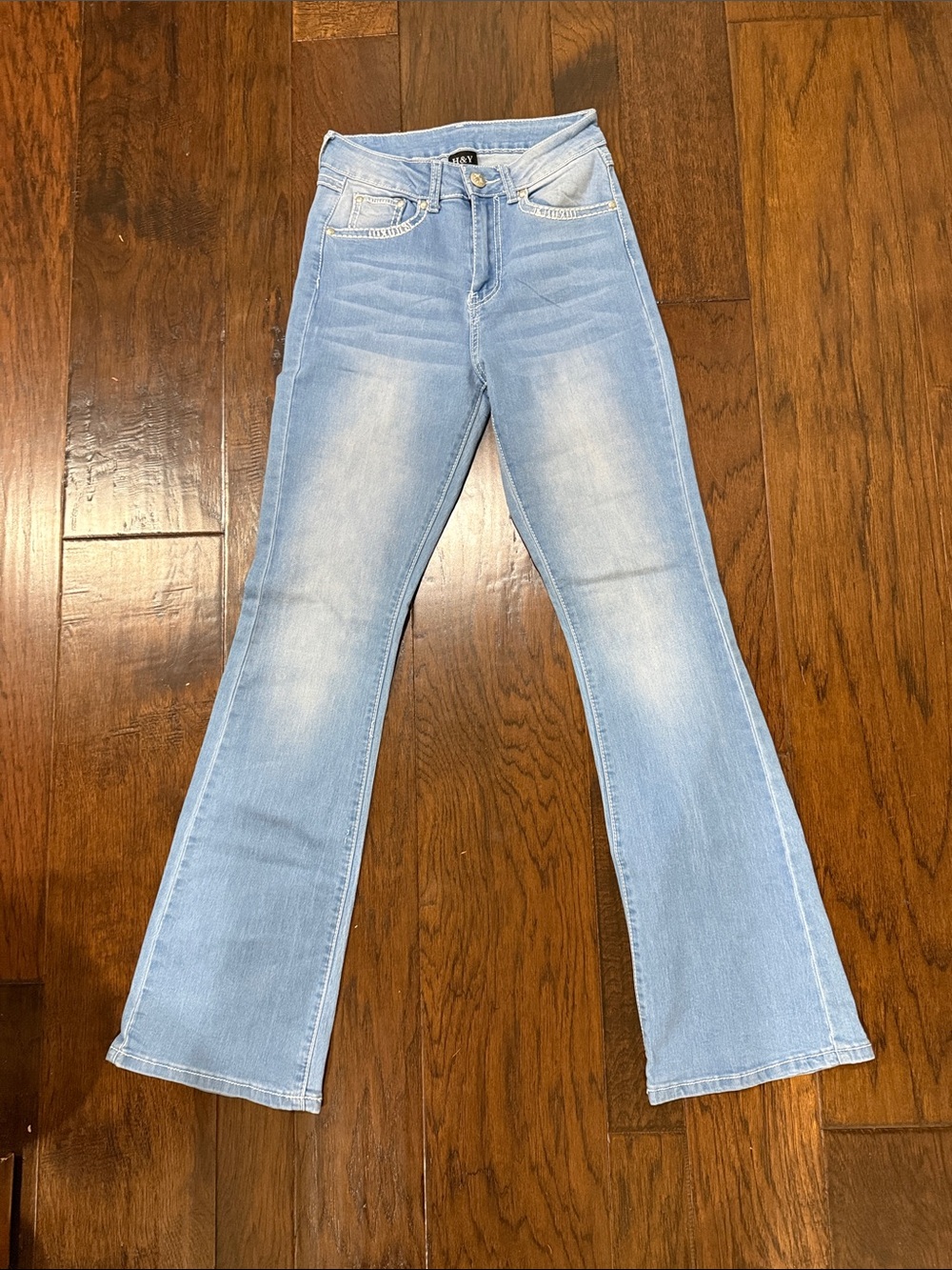 Light Wash Women's Flare Jeans - Classic Stretch Denim Size 3/4